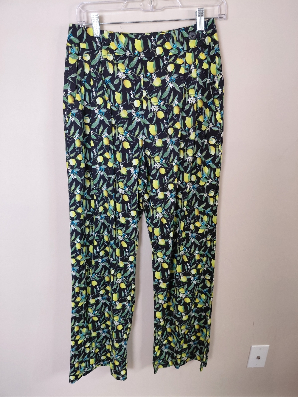 Wild fang lemon print empower wide leg Trousers 4 NWOT